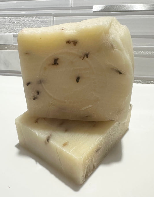 Lavender Bar Soap with Coconut Milk, Kaolin Clay Clay, and Hemp Oil