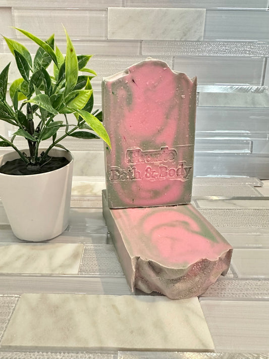 Lavender & Eucalyptus Bar Soap with Coconut Milk, Kaolin Clay Clay